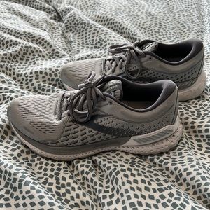 BROOKS Adrenaline GTS 21